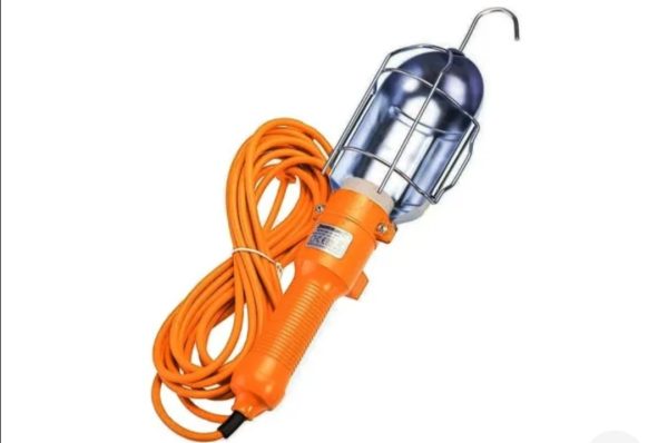 LAMPARA PORTATIL ENCHUFE PARA MECANICO - GENERICO